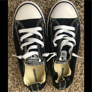 Converse size 4